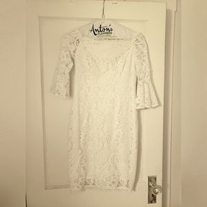 White Adrianna Papell size 4 dress